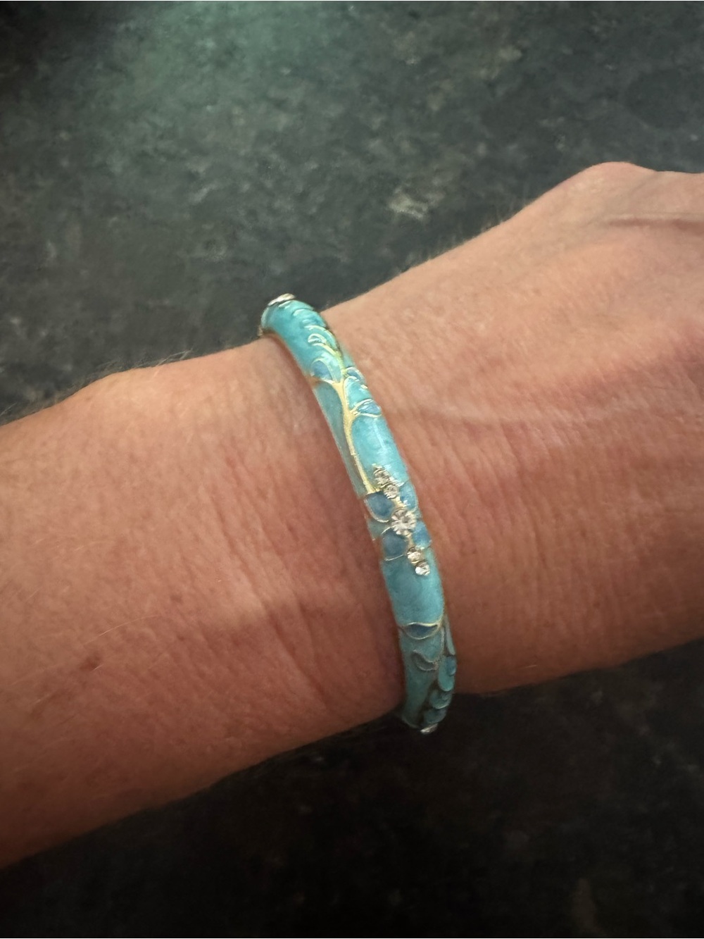 Source Unknown Turquoise and Gold Cloisonné Floral Bangle Bracelet